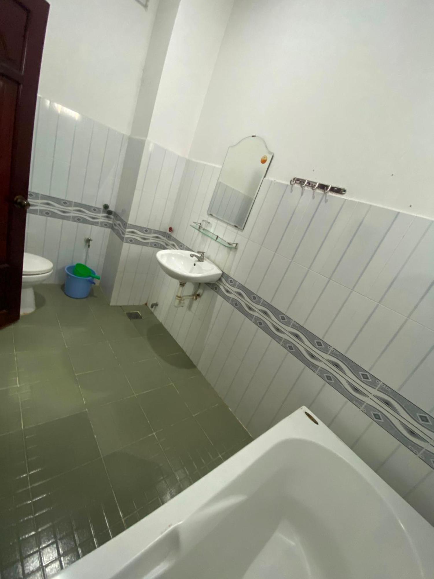 Hotel Khach San Kim Phung Ngan Cần Thơ Exterior foto